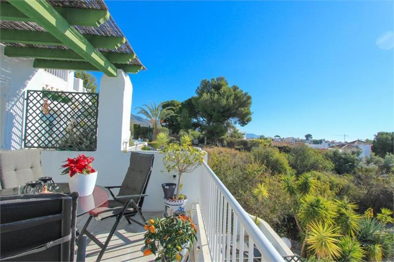 Amazing 3 Bedroom Townhouse In Nerja Exterior foto